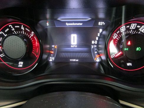 Used 2022 Dodge Challenger R/T w/ Blacktop Package RWD image 28