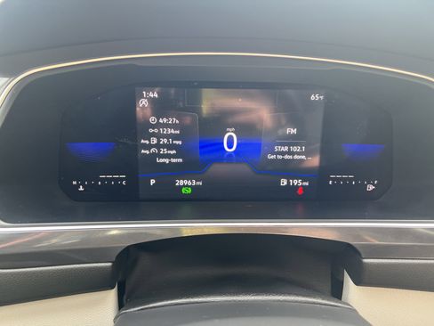 Certified 2023 Volkswagen Tiguan SE w/ Panoramic Sunroof Package image 20