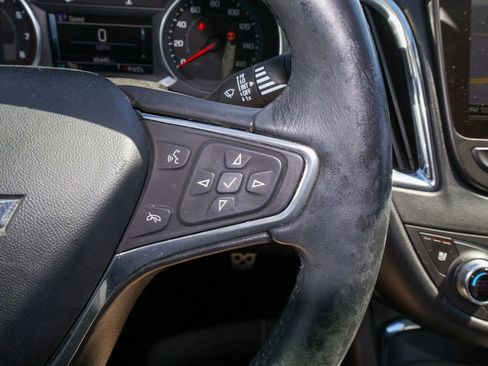 Used 2016 Chevrolet Malibu Premier FWD image 18
