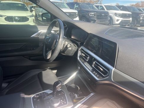 Used 2023 BMW 430i Convertible w/ M Sport Package image 5