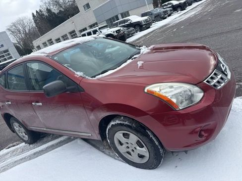 Used 2012 Nissan Rogue S image 2