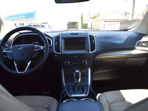 Used 2017 Ford Edge SEL w/ Equipment Group 201A AWD/4WD image 22