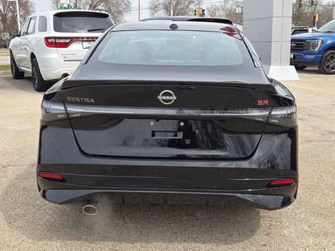 New 2026 Nissan Sentra SR w/ SR Premium Package FWD image 11