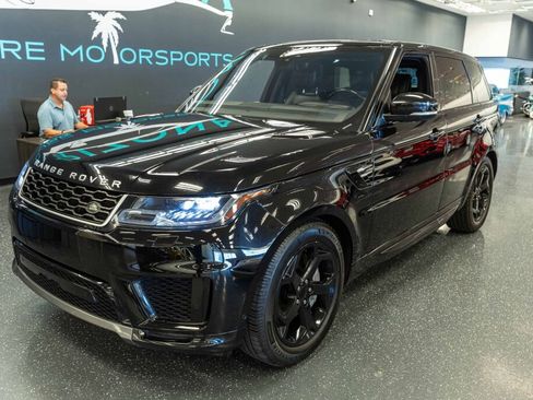 Used 2019 Land Rover Range Rover Sport HSE image 3