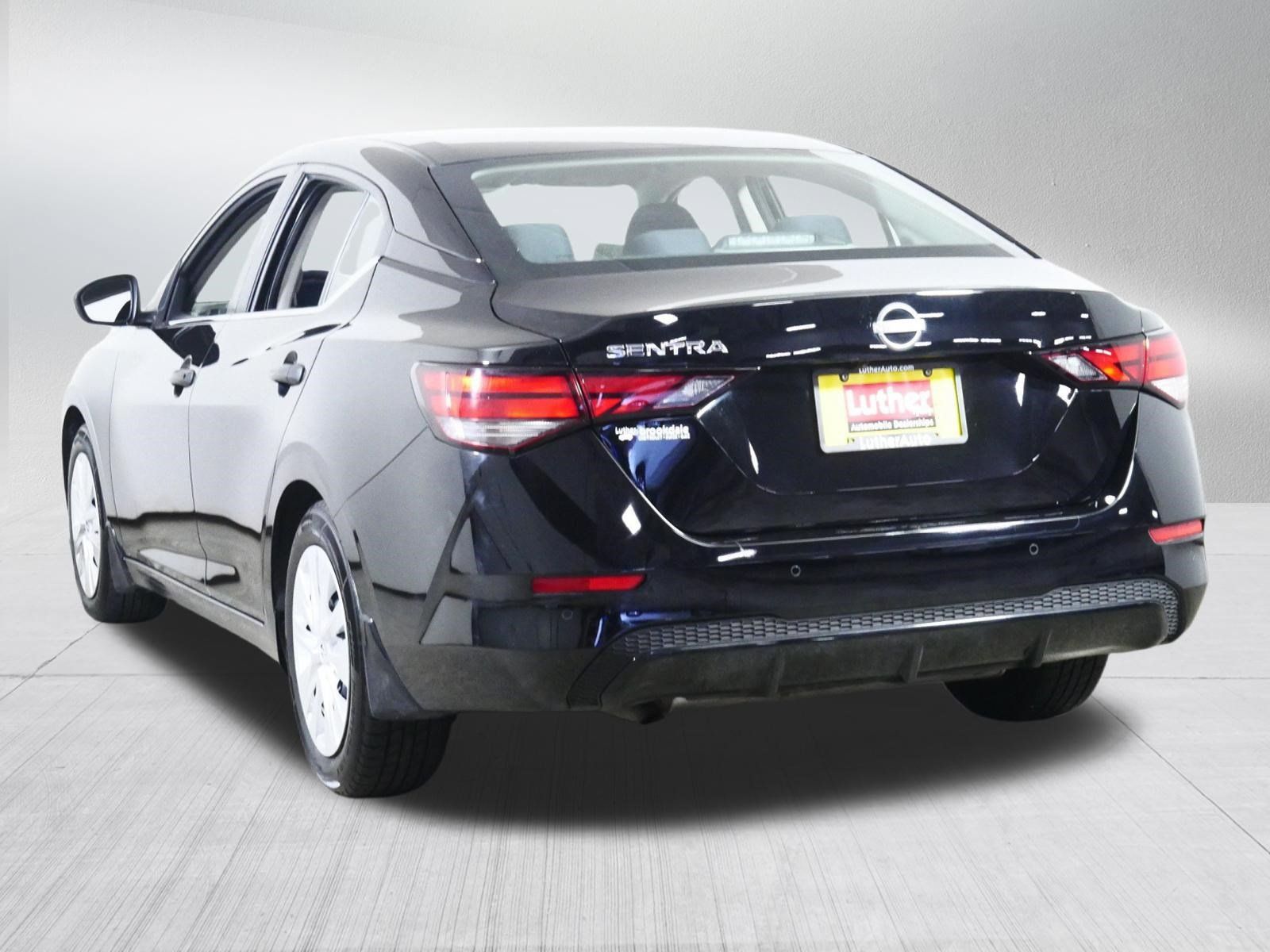 Used 2024 Nissan Sentra S FWD image 5