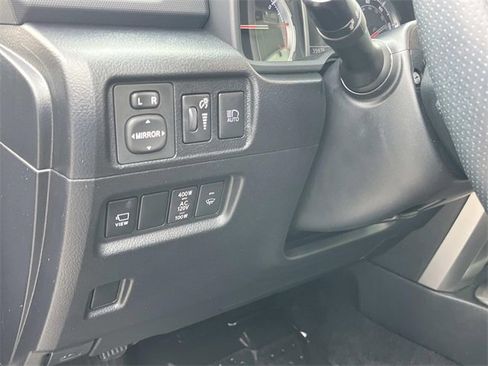 Used 2023 Toyota 4Runner Limited image 31
