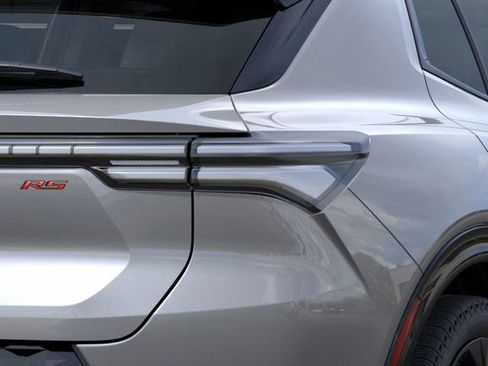 New 2026 Chevrolet Equinox EV RS image 11