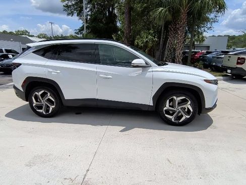 Certified 2024 Hyundai Tucson Limited AWD/4WD image 4