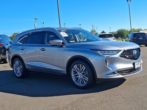 Used 2023 Acura MDX w/ Advance Package image 3