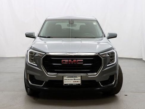 Certified 2024 GMC Terrain SLE image 5