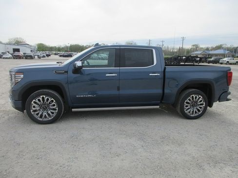 New 2026 GMC Sierra 1500 Denali Ultimate AWD/4WD image 11
