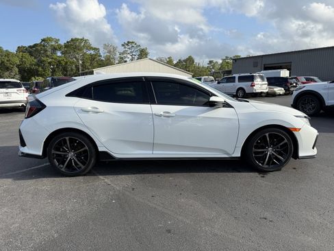 Used 2021 Honda Civic Sport image 3