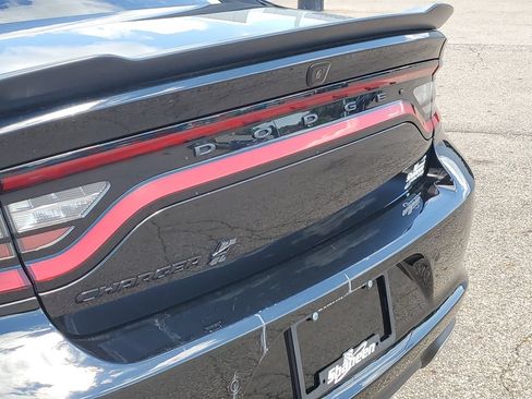 Used 2022 Dodge Charger SXT w/ Blacktop Package AWD/4WD image 37