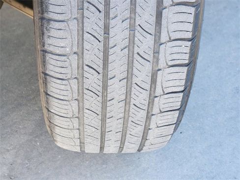 Used 2019 Lincoln Nautilus Select w/ Cargo Utility Package image 11