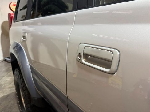 Used 1997 Toyota Land Cruiser image 32