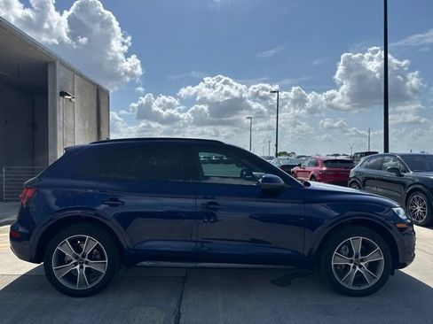 Used 2020 Audi Q5 2.0T Premium Plus AWD/4WD image 2