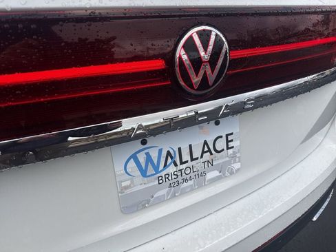 New 2026 Volkswagen Atlas SE AWD/4WD image 6
