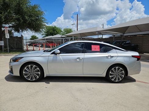 Certified 2025 Nissan Altima 2.5 SL FWD image 6