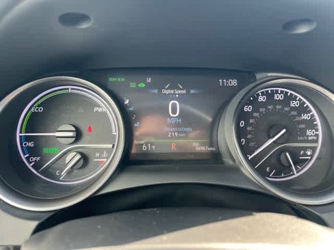 Used 2022 Toyota Camry XSE image 34