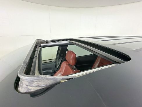 Used 2018 Dodge Durango SRT w/ Technology Group image 15