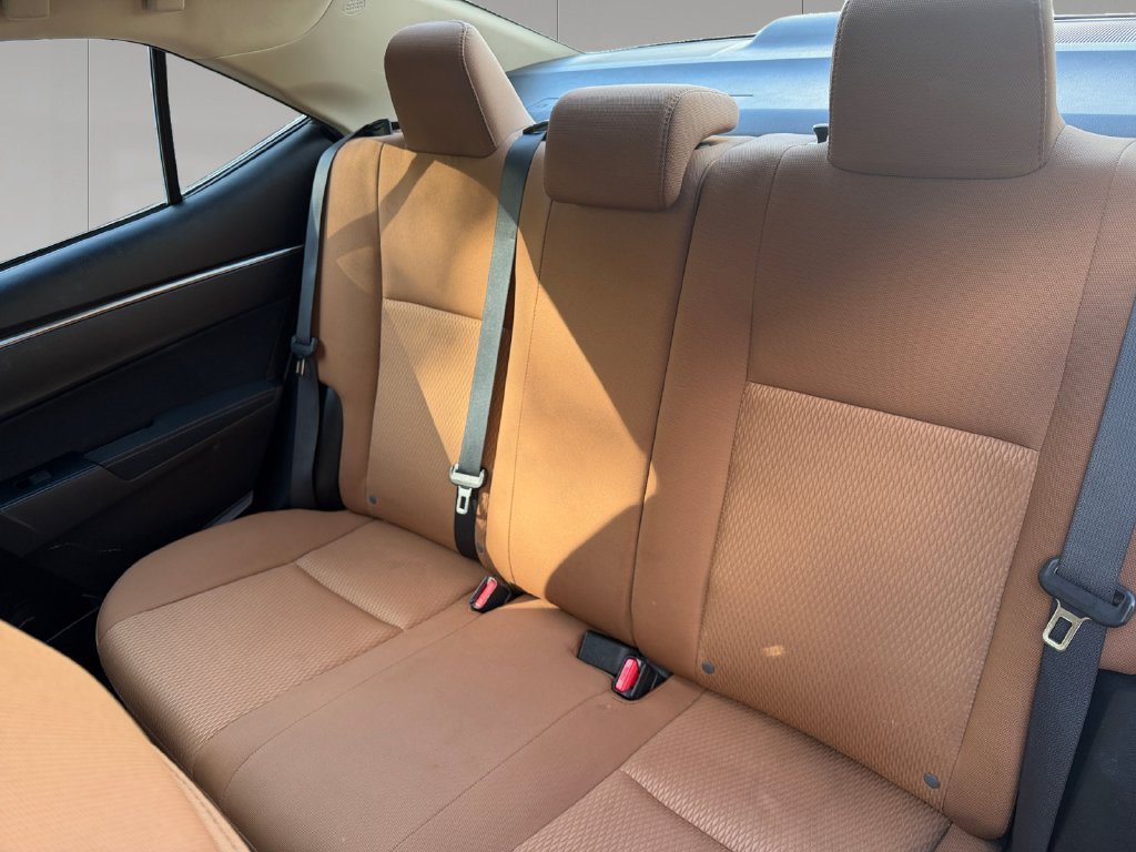Used 2014 Toyota Corolla LE FWD image 16