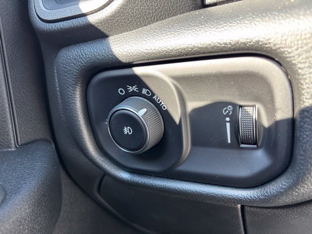 New 2026 RAM 3500 Tradesman AWD/4WD image 16