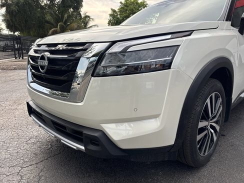 Used 2024 Nissan Pathfinder Platinum w/ Cargo Package FWD image 39