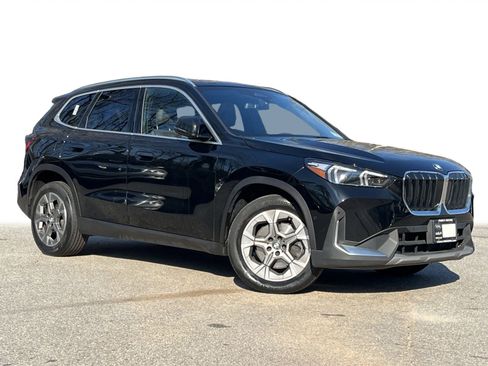 Used 2023 BMW X1 xDrive28i w/ Convenience Package image 2