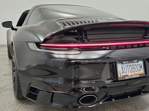 Used 2022 Porsche 911 Targa 4S AWD/4WD image 74