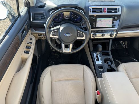 Used 2017 Subaru Outback 3.6R Limited image 17