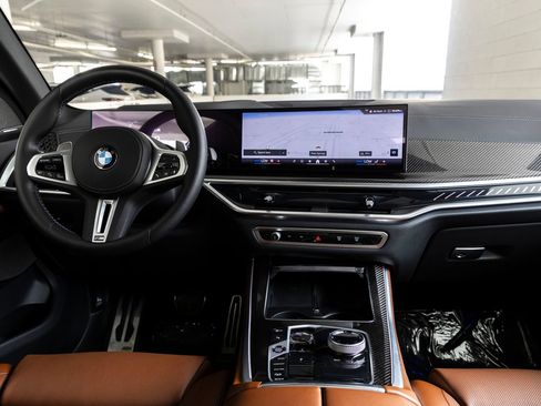 Used 2026 BMW X5 M60i AWD/4WD image 12