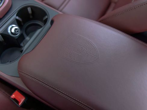 Used 2024 Porsche Cayenne S image 41