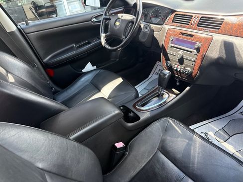 Used 2014 Chevrolet Impala LTZ FWD image 15