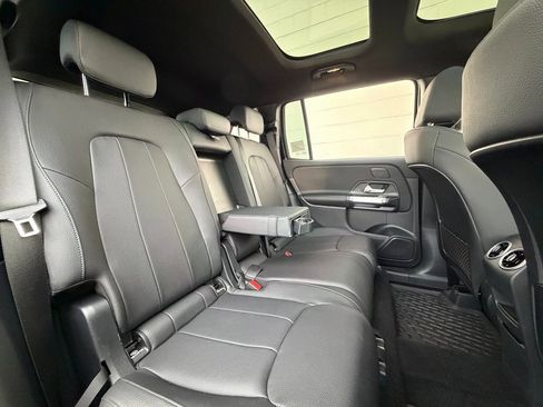 Used 2026 Mercedes-Benz GLB 250 4MATIC image 36