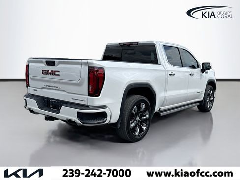 Used 2023 GMC Sierra 1500 Denali w/ Denali Reserve Package image 5
