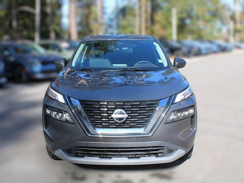 Used 2023 Nissan Rogue S image 16