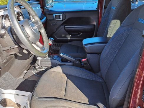 Used 2021 Jeep Wrangler Unlimited Islander image 24