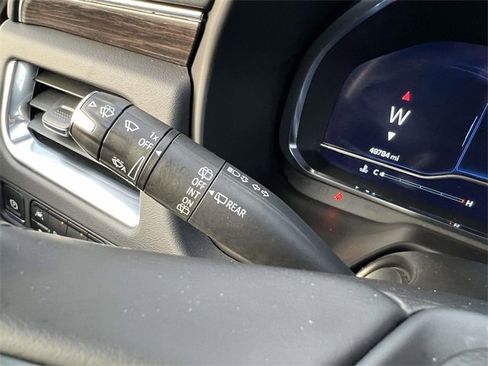 Certified 2024 Chevrolet Suburban LT image 35