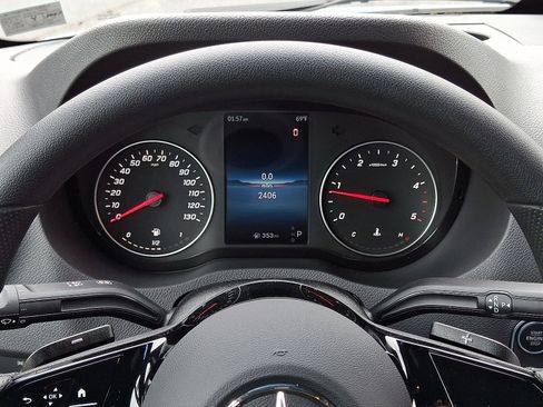 Used 2025 Mercedes-Benz Sprinter 2500 image 20