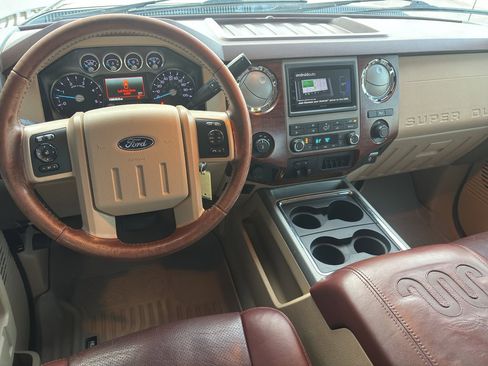 Used 2011 Ford F250 King Ranch image 13