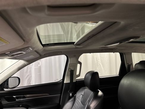 Used 2021 Kia Telluride SX w/ SX Prestige Package AWD/4WD image 26