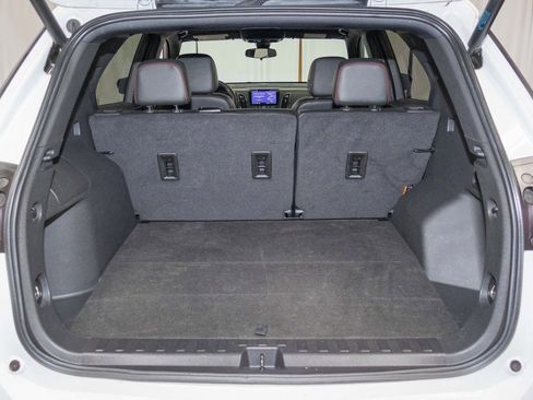 Certified 2022 Chevrolet Equinox RS w/ RS Leather Package image 14