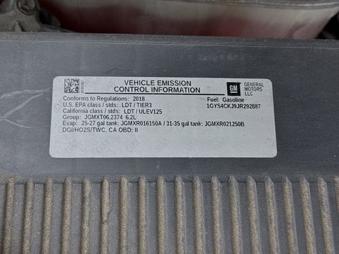 Used 2018 Cadillac Escalade Premium Luxury image 23