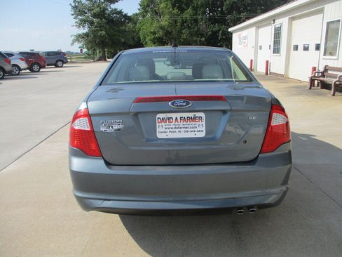 Used 2012 Ford Fusion SE FWD image 5