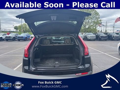 Certified 2023 Cadillac XT4 Luxury w/ Cold Weather Package AWD/4WD image 7