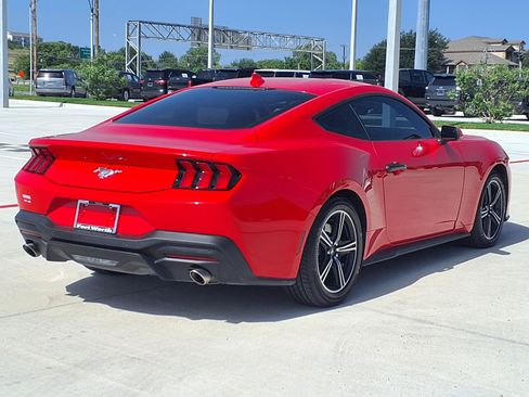 Used 2024 Ford Mustang Coupe RWD image 9