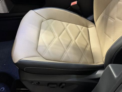 New 2026 Volkswagen Atlas Cross Sport SE image 20