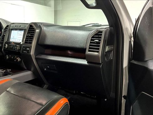 Used 2017 Ford F150 Raptor w/ Equipment Group 802A Luxury image 19