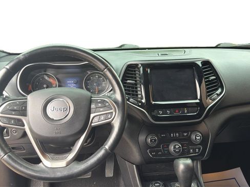 Used 2020 Jeep Cherokee High Altitude AWD/4WD image 8