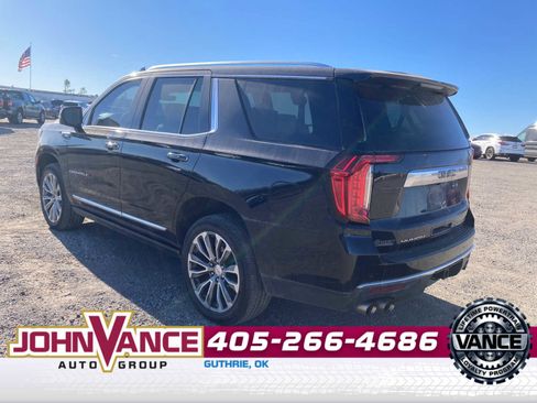 Used 2021 GMC Yukon Denali w/ Denali Premium Package image 5